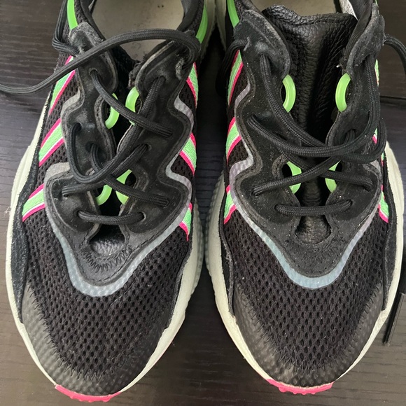 Adidas ozweegos - Picture 1 of 4